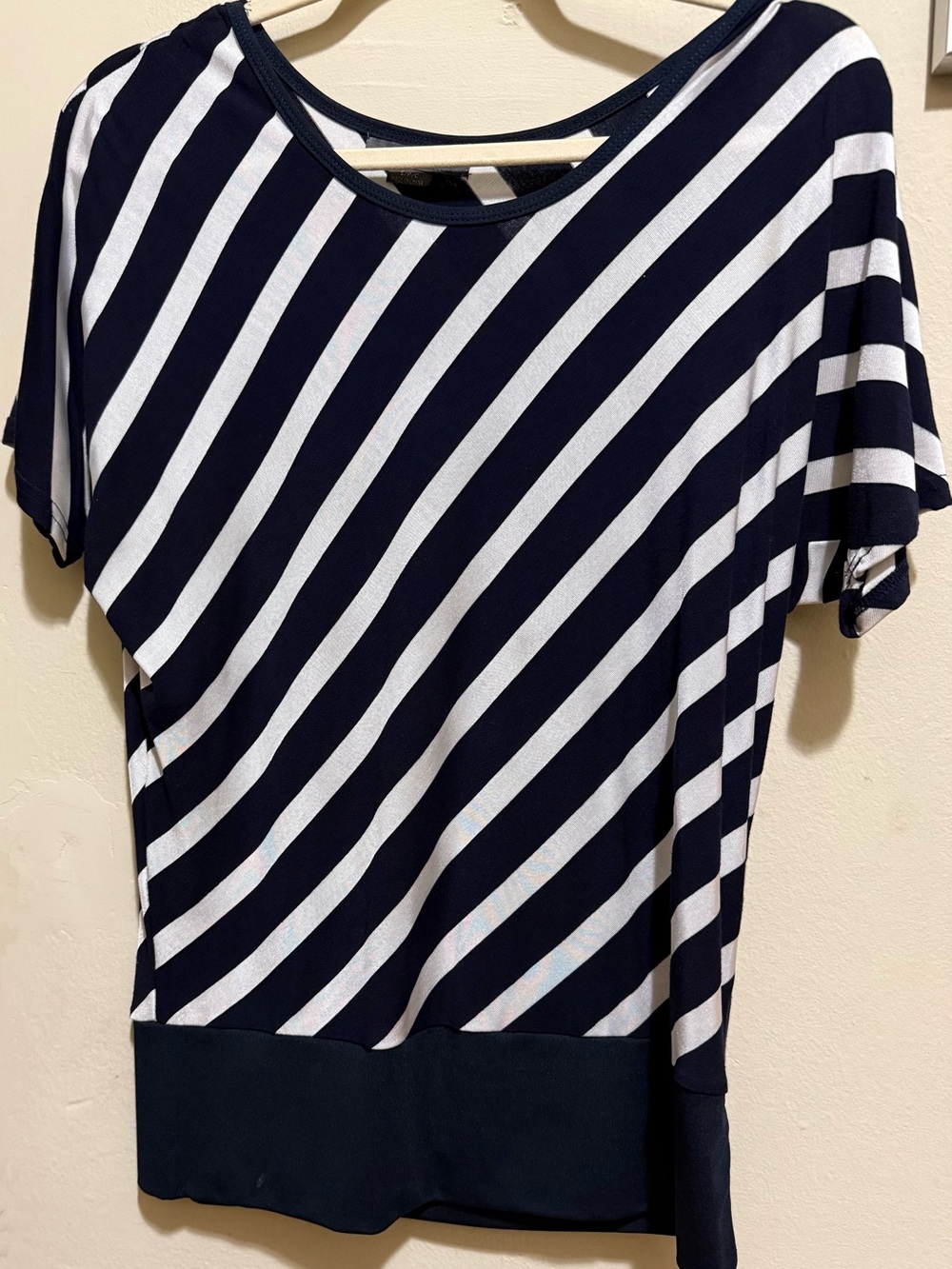 Women's Suzy Shier Navy and White Diagonal Stripe Short Sleeve Top, Size S/P